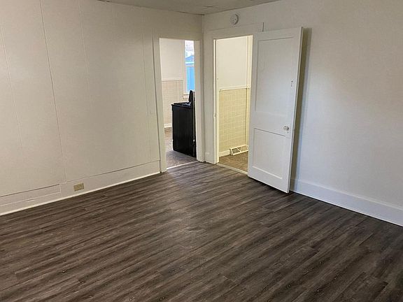 5th image of 703 HENRIETTA STREET