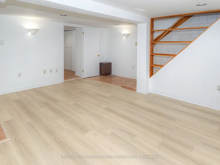 9 Wallington Ave — Photo 6
