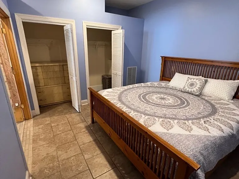 658 Lakeshore Dr — Photo 10