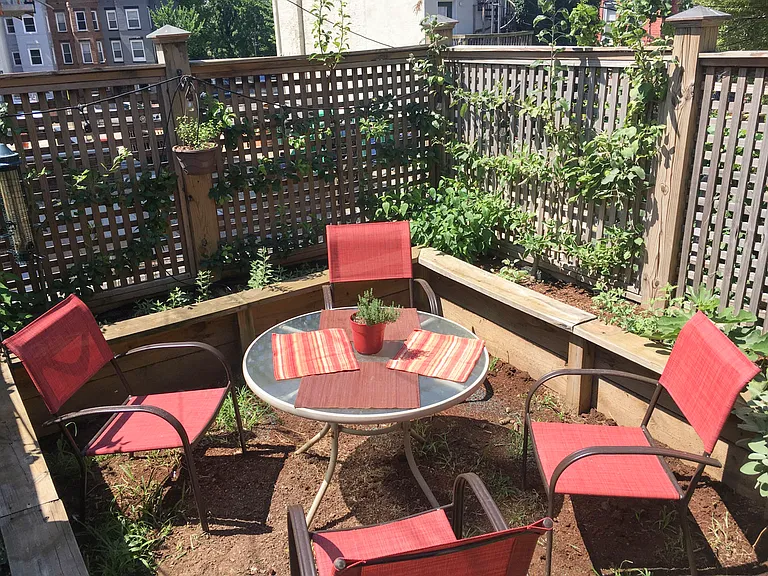 35 Q St NE — Photo 34