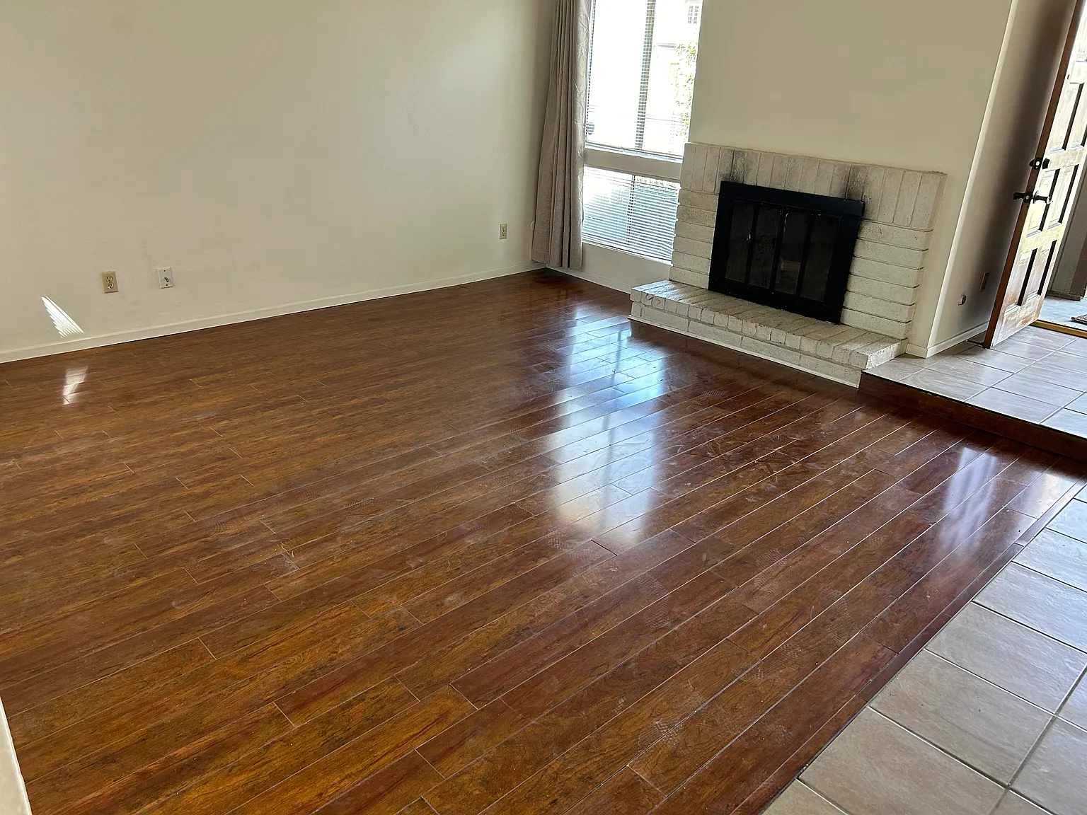3 bed, 2.5 bath, 1566 sqft, $2,000 — Photo 4