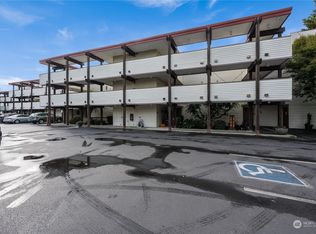 8516 196th St SW APT 206, Edmonds, WA