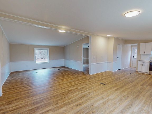 2nd image of 67 Halifax Rd