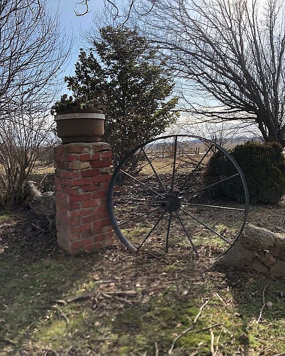 1st image of 17185 E State Highway 76