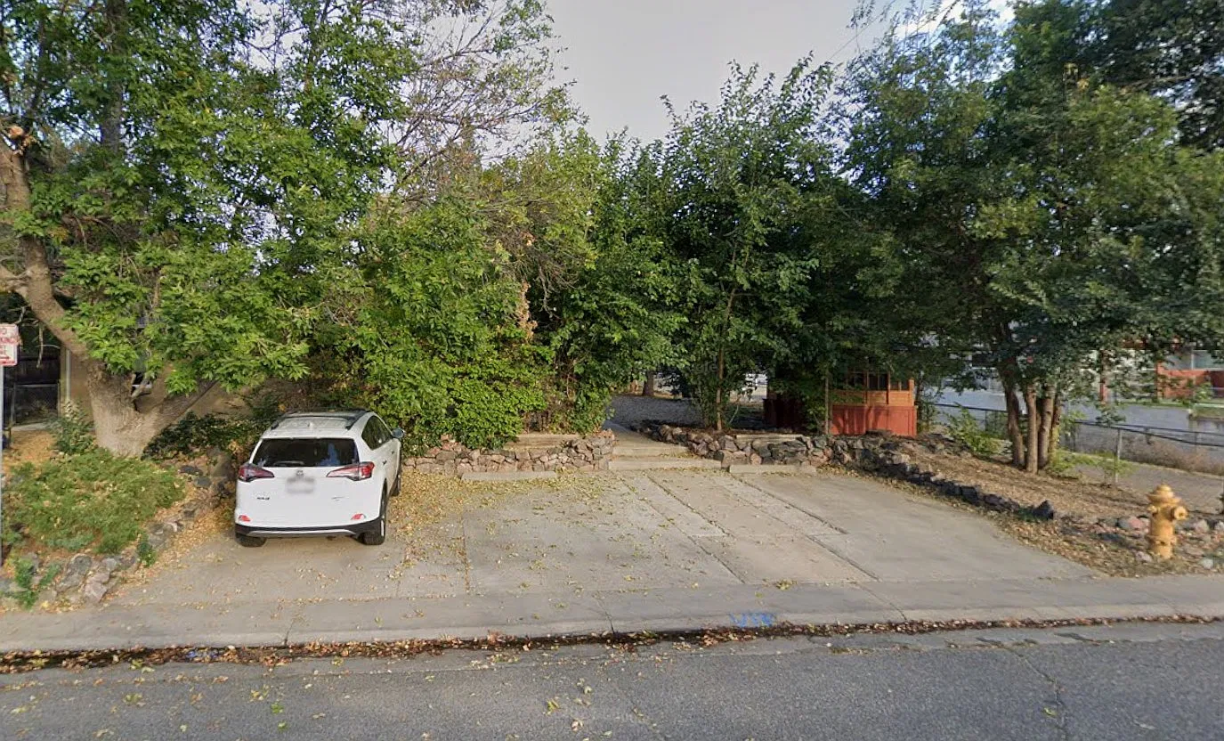 2 bed, 842 sqft, $1,800 — Photo 1