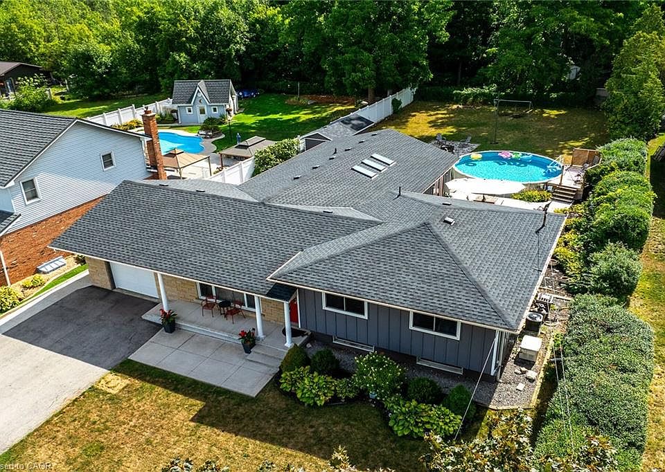 1st image of 142 McNeilly Rd