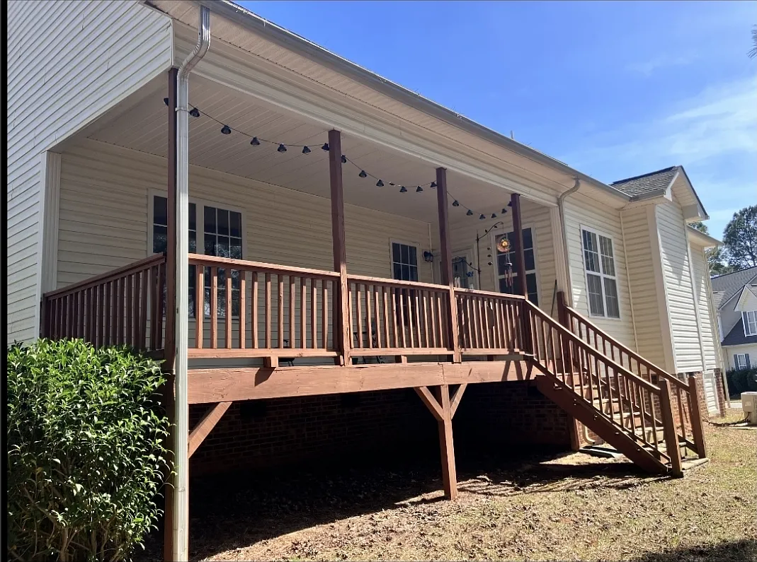 Building Photo - 18 Castlewood Dr #N