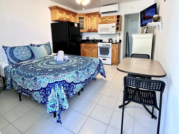 322 Oregon St, Hollywood, FL