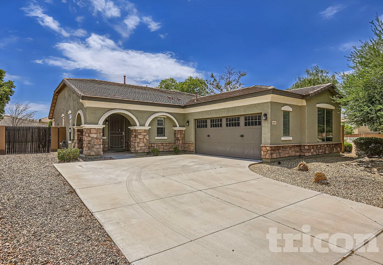 16081 W Papago St Goodyear AZ — Photo 2