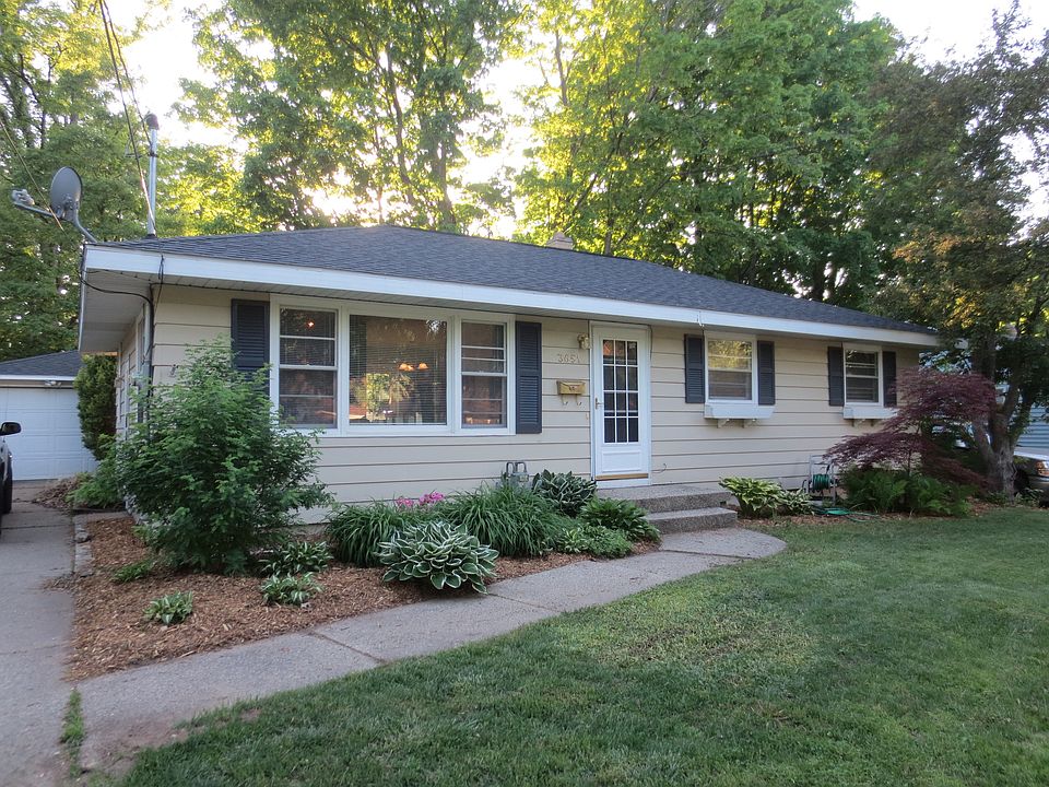 1st image of 3651 Hazelwood Ave SW