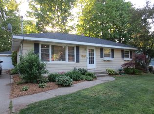 3651 Hazelwood Ave SW, Wyoming, MI 49519