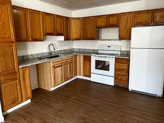 3rd image of 8065 W Copperfield Pl Unit 12