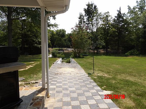 4th image of 175 Quails Run Ln