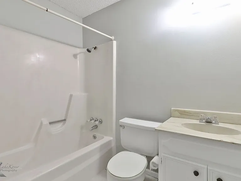 419 Somerset Pl — Photo 8