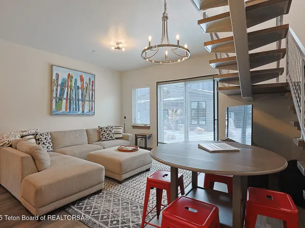 8540 S Caribou Ct, Victor, ID 83455