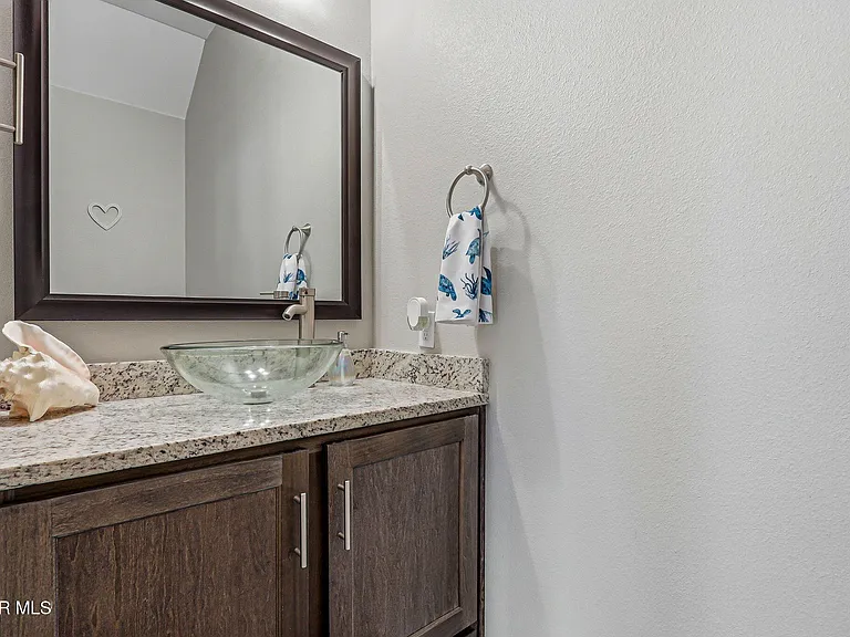 672 La Entrada Cir — Photo 16