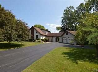 3870 Wilson Youngstown Rd, Wilson, NY 14172