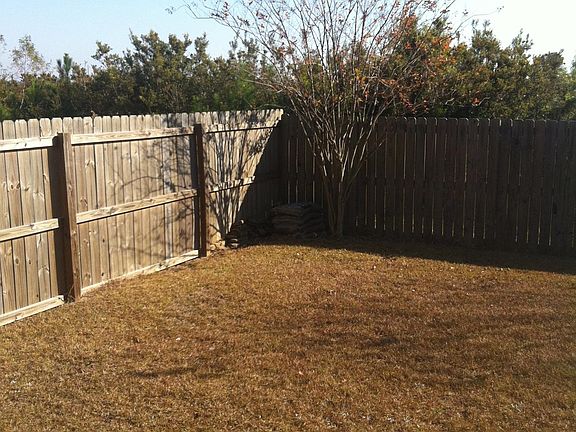 Rear facing towards trail. Note: No home directly behind home.