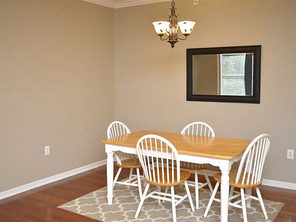 4th image of 147 Saddlebrook Ln Unit 585