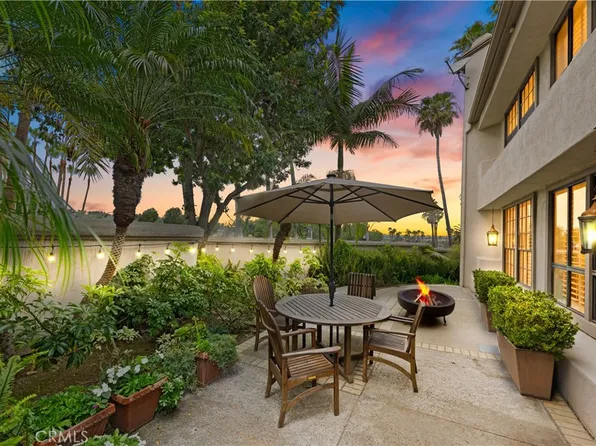 1 Sea Cove Ln, Newport Beach, CA 92660