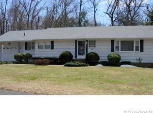 28 Wilshire Rd, Vernon, CT 06066