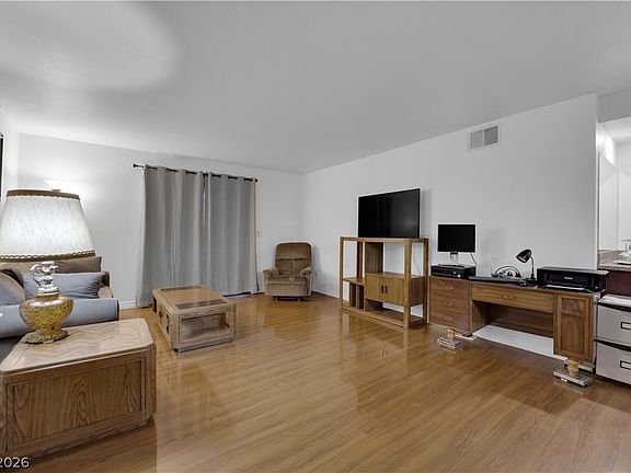 4th image of 2451 N Rainbow Blvd Unit 1083