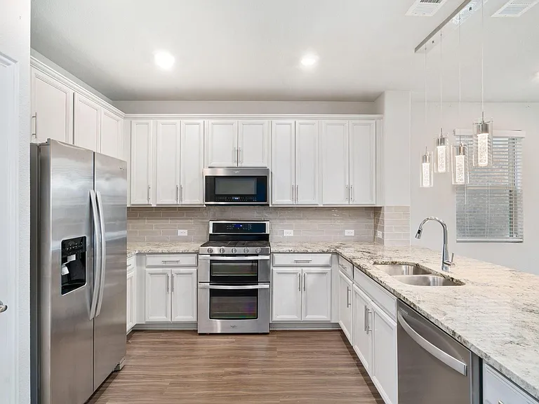 1820 Cinnamon Trl — Photo 9
