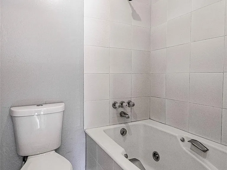 514 Hickory St — Photo 20