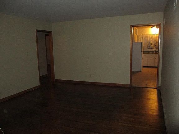 Front room leads to kitchen 