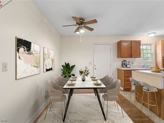 3rd image of 5104 Liberty Ln #A