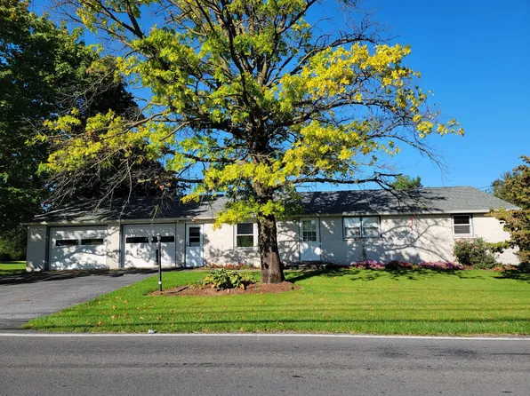 10 Wood Corner Rd, Lititz, PA 17543