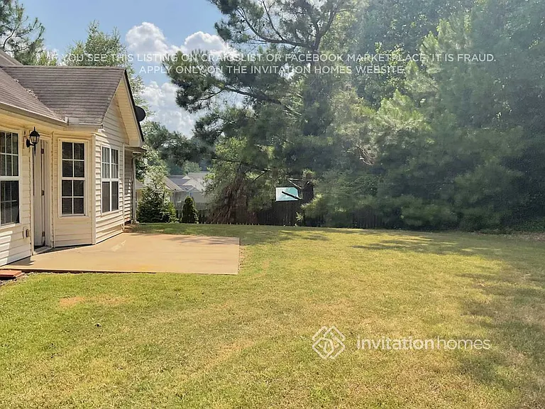 410 Windsor Brook Ln — Photo 12