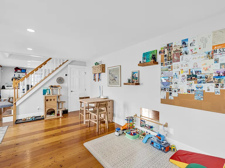 57 Bristol St #57 — Photo 3