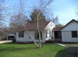 1186 Old River Road Ct, Rockford, IL 61103