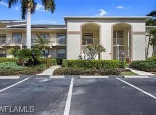 21301 Lancaster Run UNIT 827, Estero, FL 33928