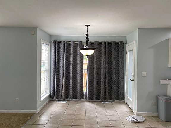 5th image of 5435 Miami Cir