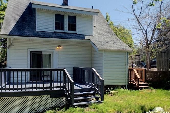 1st image of 12 Arborway Dr