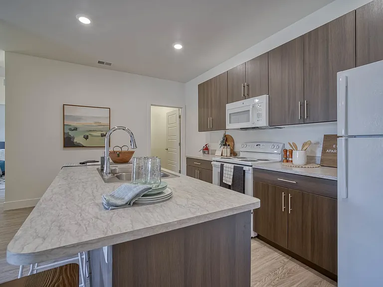 Eden Apartments — Photo 77