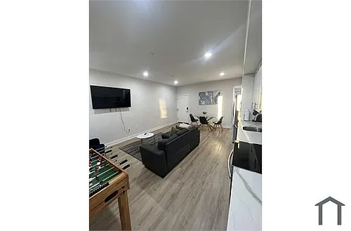 1107 N 41st St #3 Photo 1