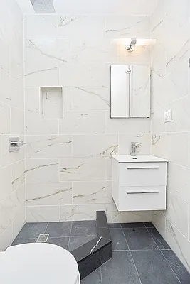 Rented by REAL New York | media 9