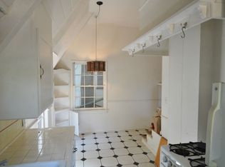 8323 Lookout Mountain Ave, Los Angeles, CA 90046