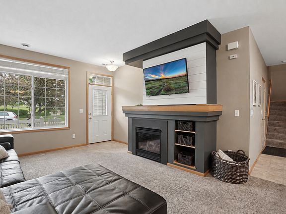 5th image of 805 Willow Glen Ct #1102