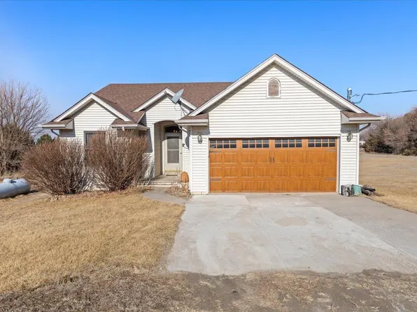 56462 195th St, Pacific Junction, IA 51561