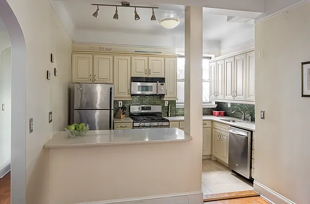 Sold by Brown Harris Stevens | media 17