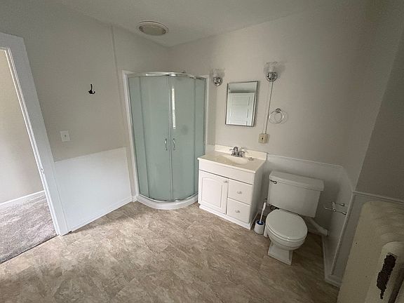 4th image of 834 Paris Ave NE #2