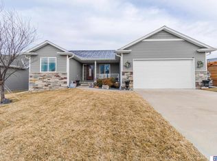 1420 W Lander Dr, Lincoln, NE 68521