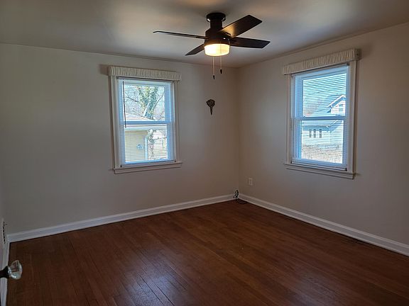 4th image of 1954 Stratford Way