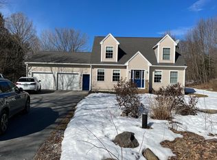 9 Celtic Way, Raymond, ME 04071