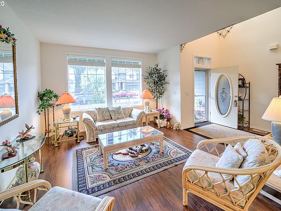 5th image of 5427 N St