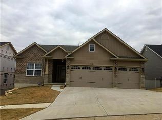 1118 Foxwood Estates Dr, Arnold, MO 63010